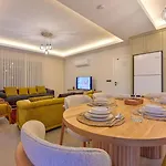 Almilalin 6 Bedroom For Rent In Ölüdeniz