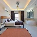 Almilalin 6 Bedroom For Rent In Villa