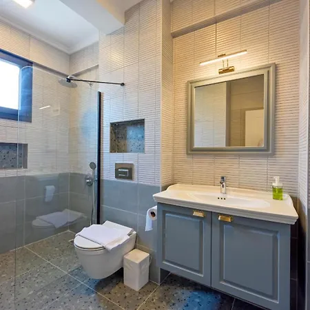 Almilalin 6 Bedroom For Rent In 厄吕代尼兹