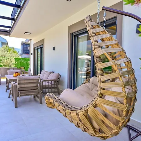 Villa Almilalin 6 Bedroom For Rent In Oludeniz