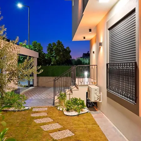 Almilalin 6 Bedroom For Rent In Villa Oludeniz