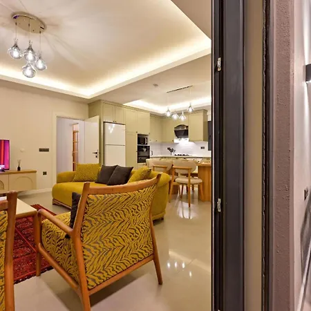 Almilalin 6 Bedroom For Rent In *