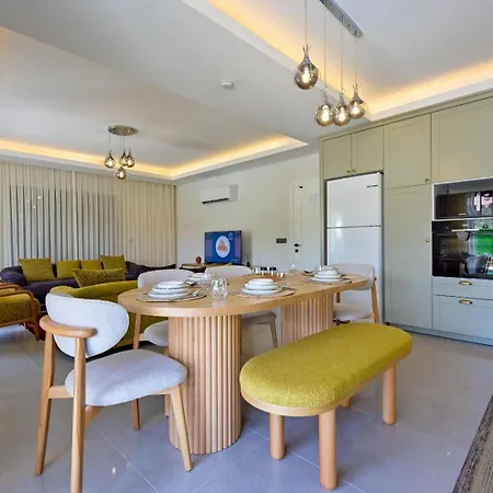 Almilalin 6 Bedroom For Rent In Vilă Oludeniz