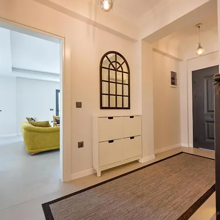 Almilalin 6 Bedroom For Rent In Vilă *