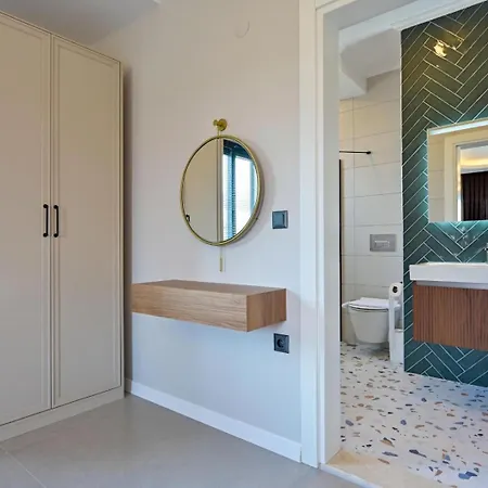 Vilă Almilalin 6 Bedroom For Rent In *