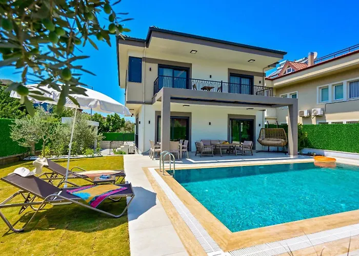 Almilalin 6 Bedroom For Rent In Вилла Олудениз