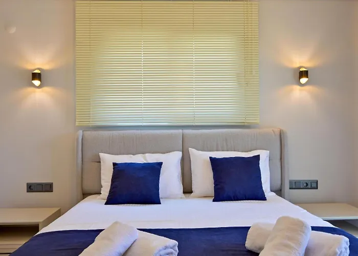 Almilalin 6 Bedroom For Rent In * Олудениз