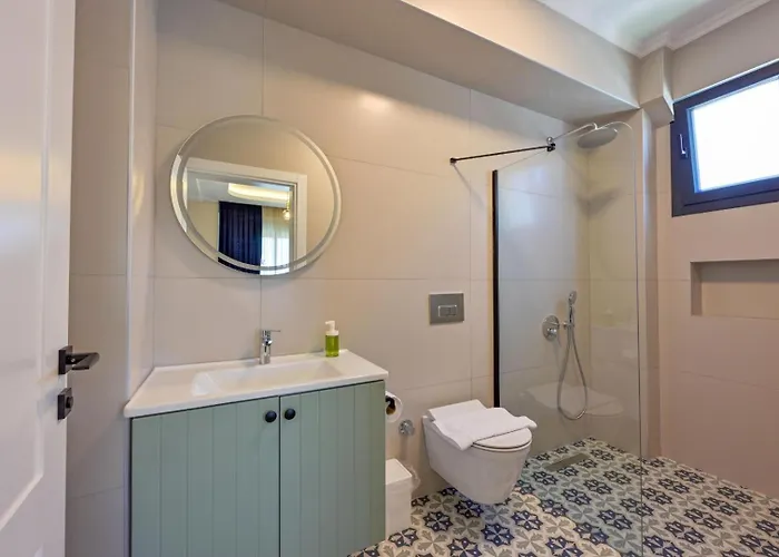 Вилла Almilalin 6 Bedroom For Rent In Олудениз