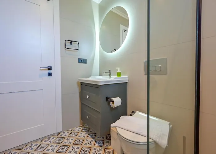 Almilalin 6 Bedroom For Rent In Вилла Олудениз