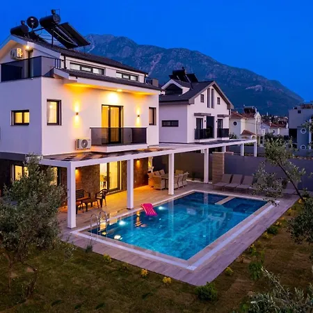 Almilalin 6 Bedroom For Rent In * Öludeniz