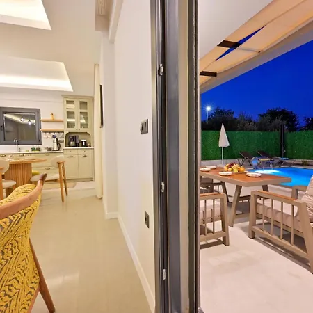 Villa Almilalin 6 Bedroom For Rent In Oludeniz