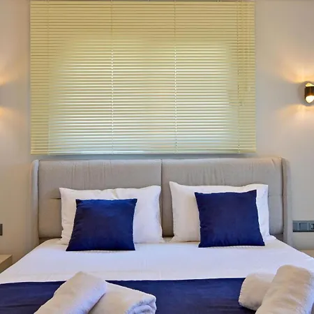 Almilalin 6 Bedroom For Rent In * オルデニズ