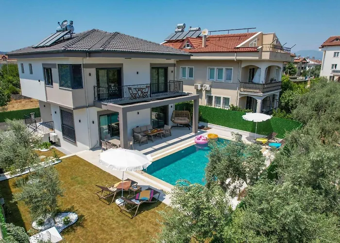 Almilalin 6 Bedroom For Rent In * Ölüdeniz