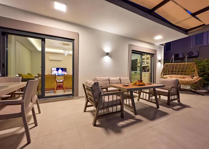 Almilalin 6 Bedroom For Rent In * Ölüdeniz