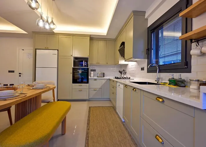 Almilalin 6 Bedroom For Rent In